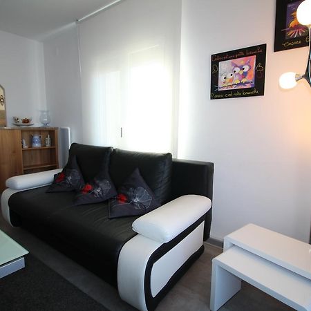 Apartamento Fonda 24 Rosas Exterior foto